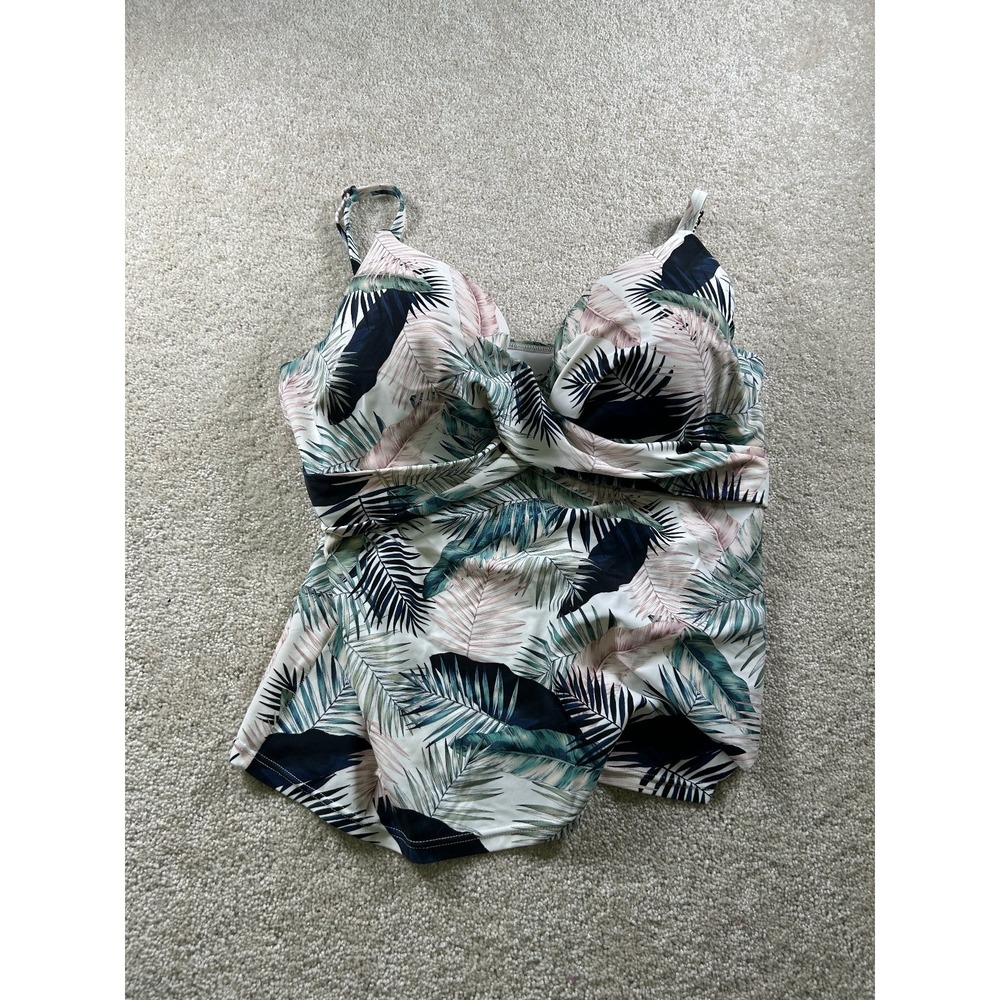 Island Escape Women's Swimwear Size 16 Tropical Print Nylon Spandex